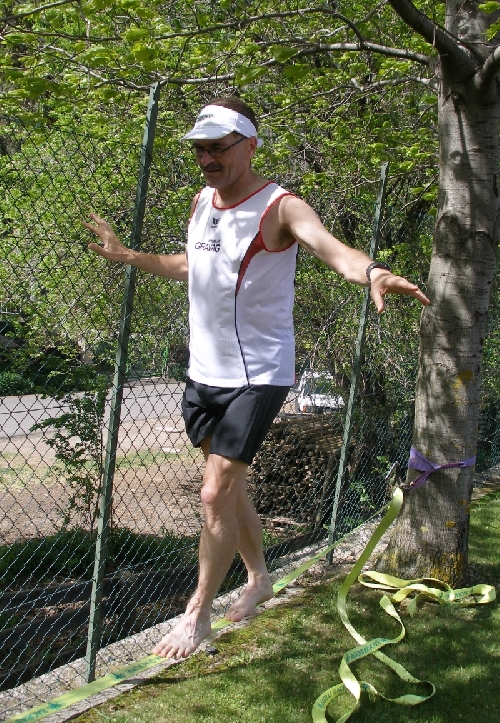 Auch Felix versuchts auf dem Band