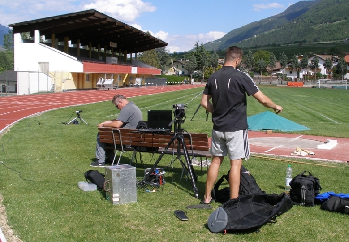 Mit High-Tech werden die Trainings der Kugelstösser analysiert und ausgewertet.