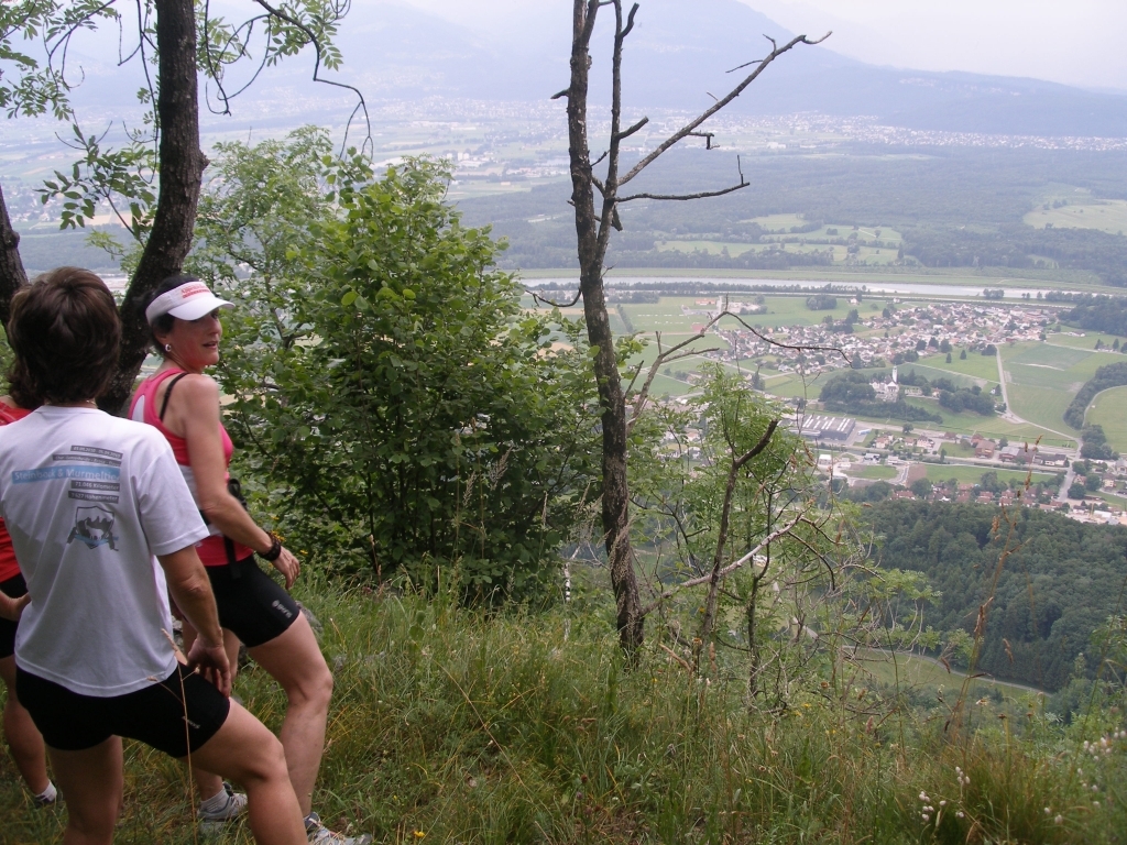 Laufhalt mit Blick ins Tal …