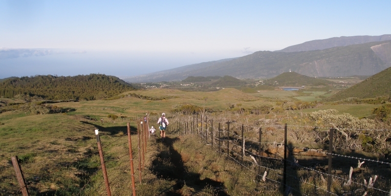 Die Sonne erhellt die Insel