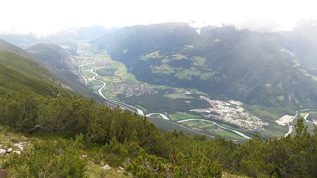 Trotz Regenwolken und Nebel gabs oft tolle Blicke ins Tal