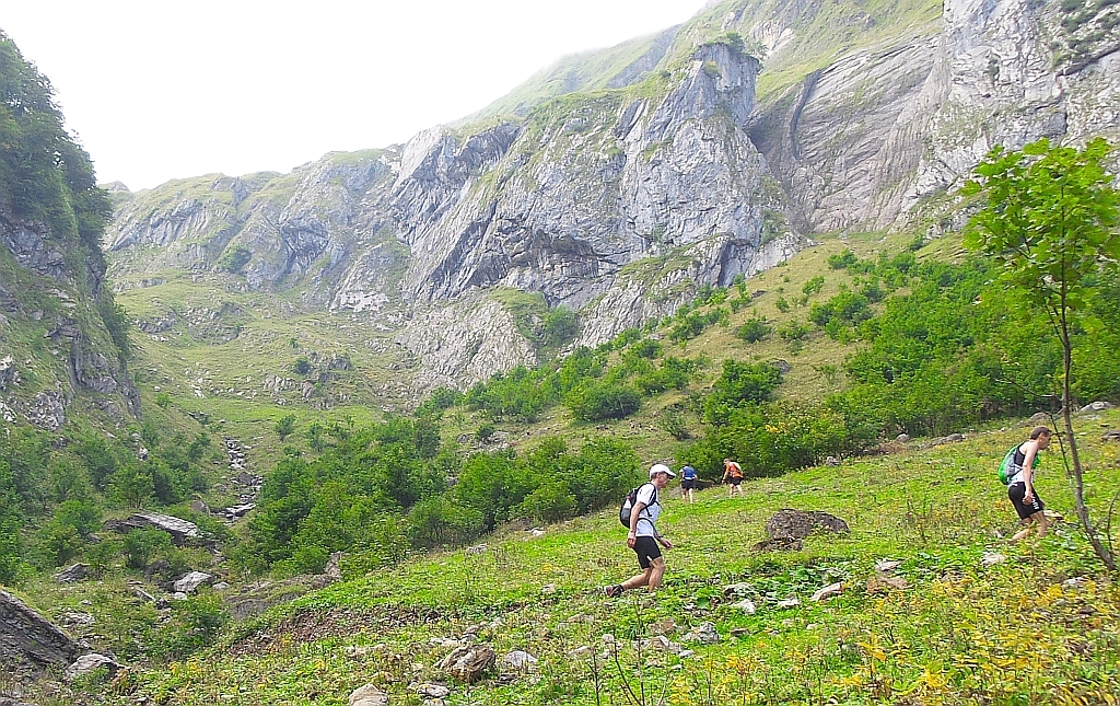 Ein nahrhafter, steiler Trail hinauf zum Gasthaus Mesmer