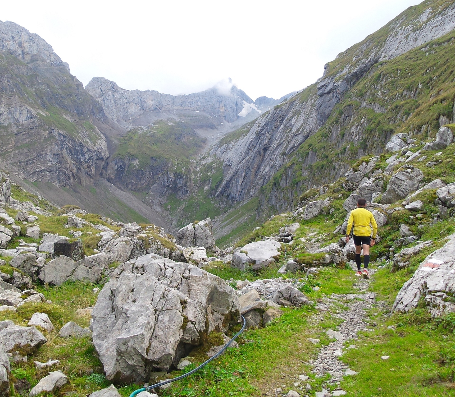 Weiter gehts Richtung Wagenlücke und Säntis (im Nebel)