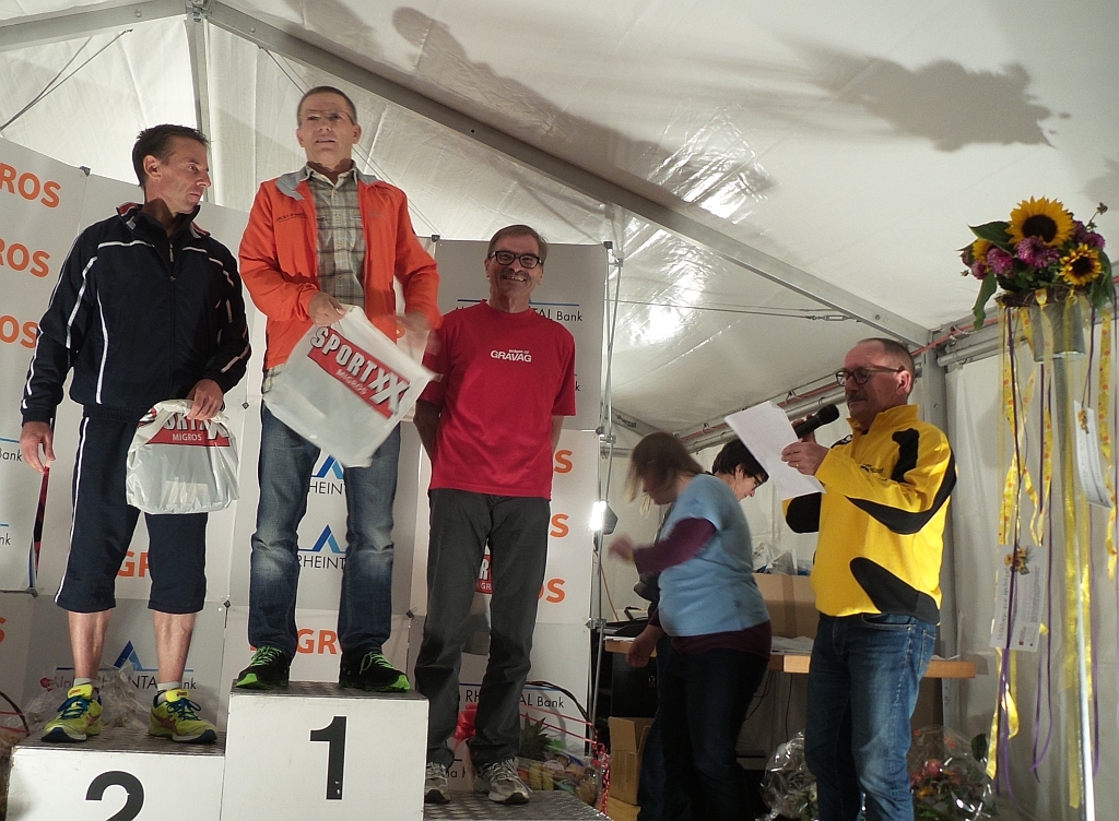 Siegerehrung M50 mit Fredy und Felix