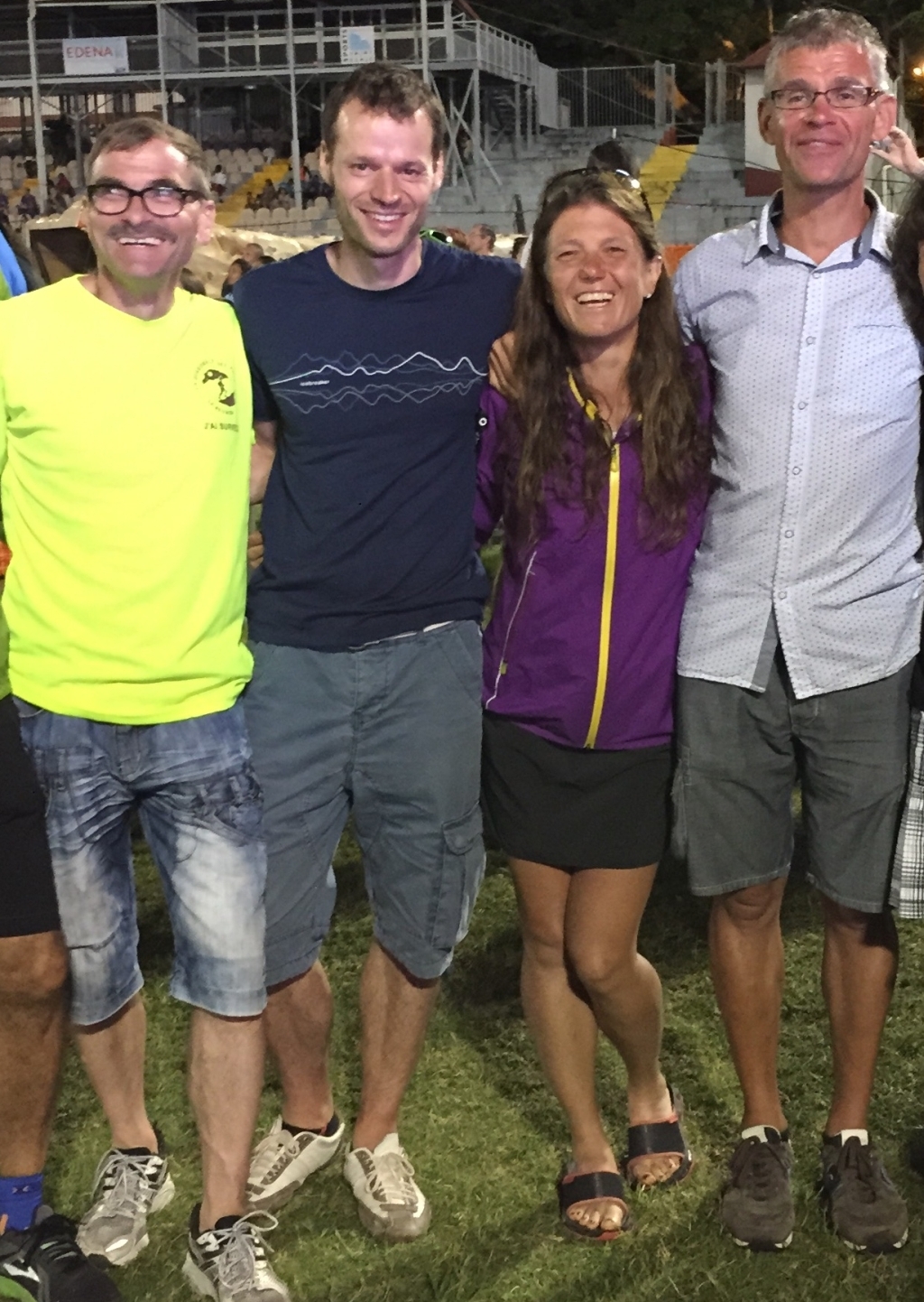 0_NEWS438_1414648053_Int-302