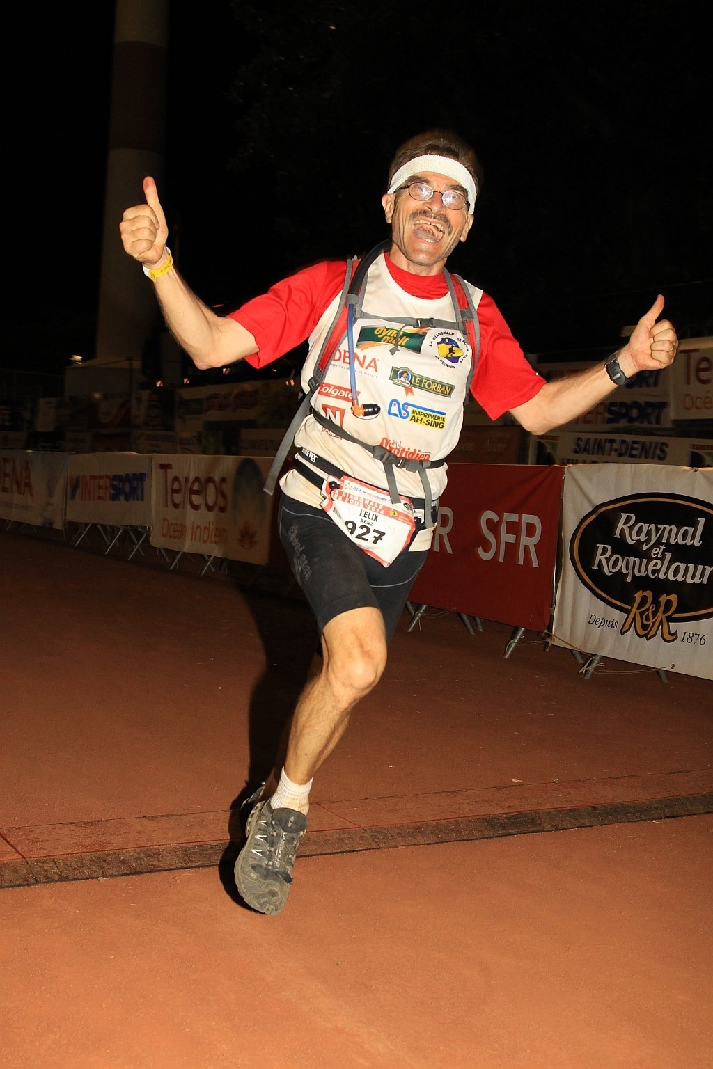 Zieleinlauf in der Nacht