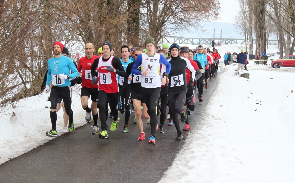 ….. aber auch bei Schnee wird gelaufen.