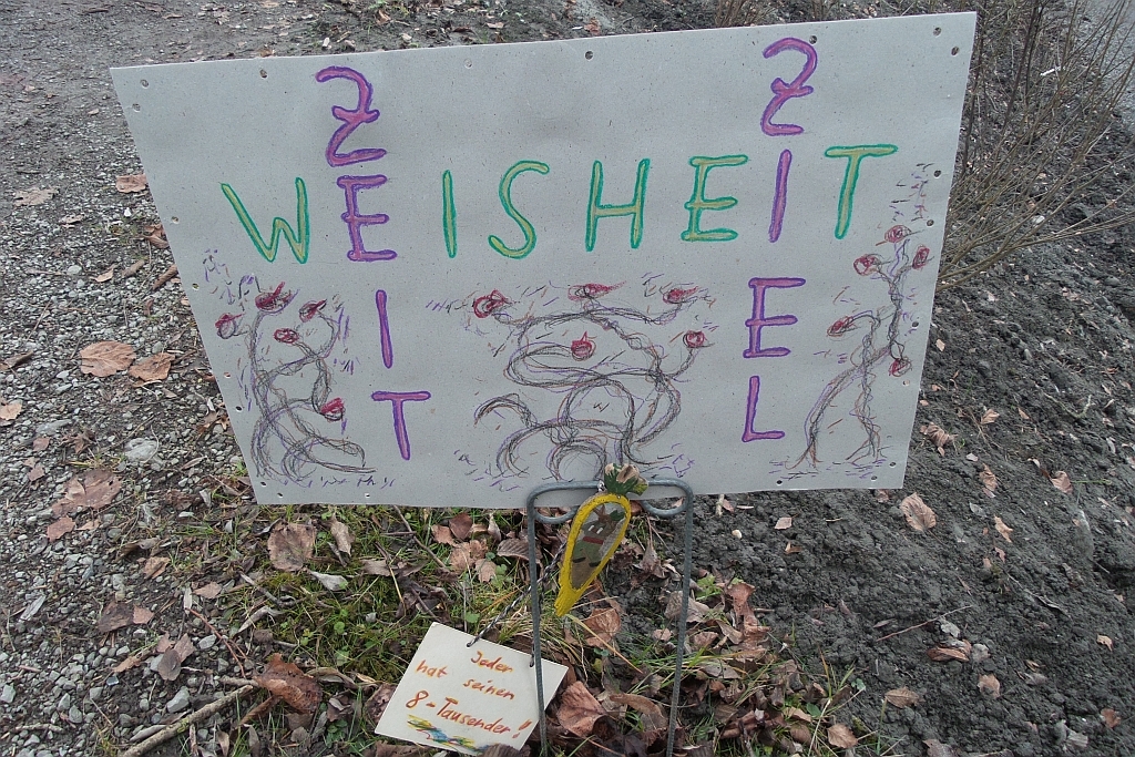 Unverändert auch die Motivationsplakate an der Strecke von wem wohl? ……..