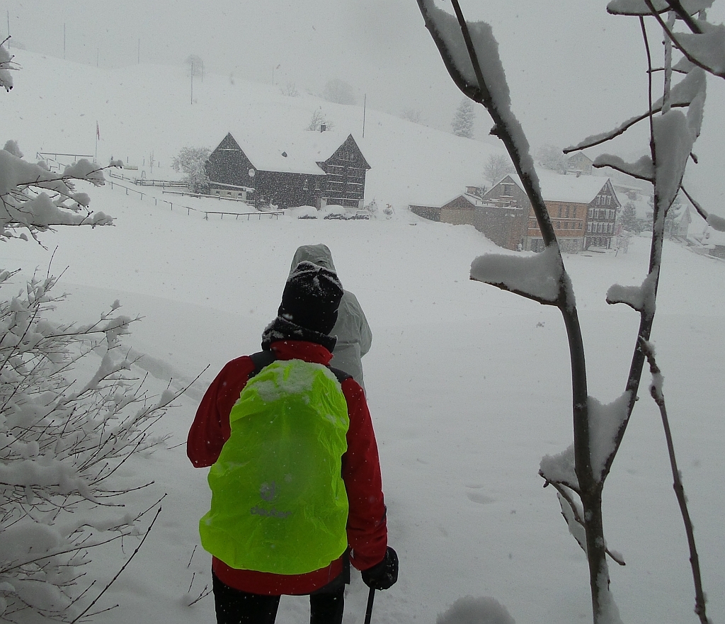 bald ist der Weiler Büriswilen erreicht
