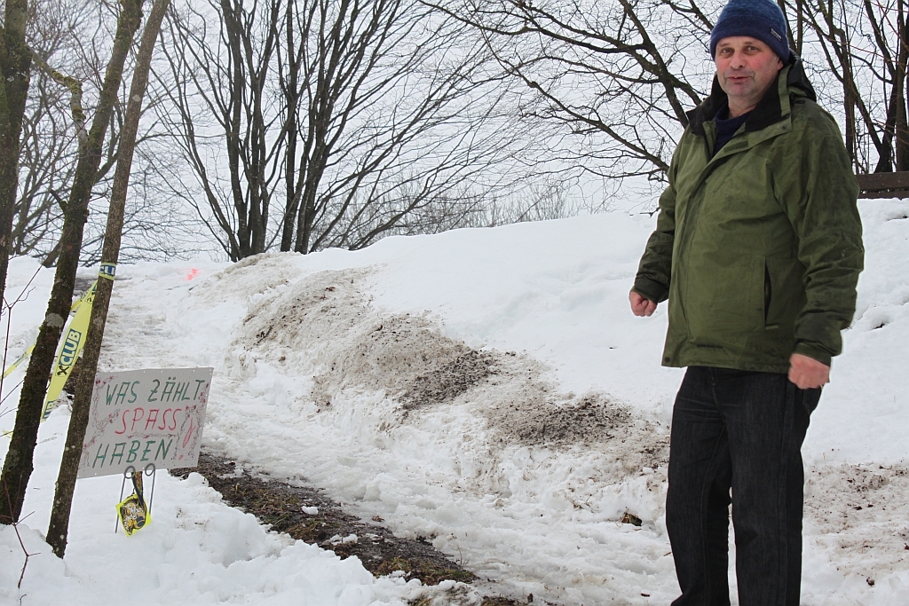Auch Päuli war wieder an der Strecke mit seinen Motivationshinweisen
