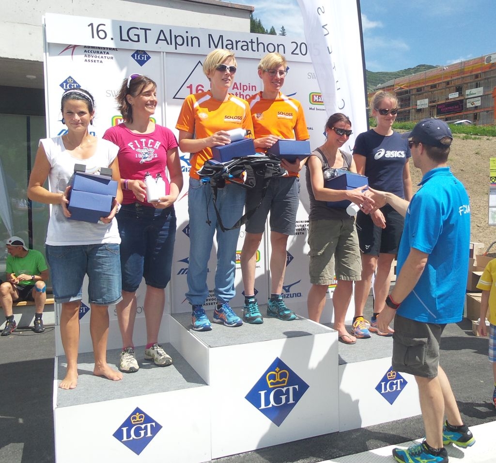 Theres gewinnt mit Schwester die Stafette bei den Frauen