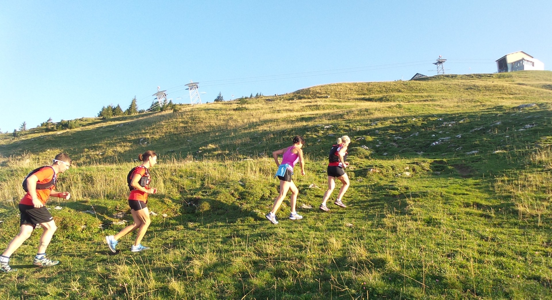 Bald ist der höchste Punkt (unterhalb Bergstation Ebenalpbahn) erreicht