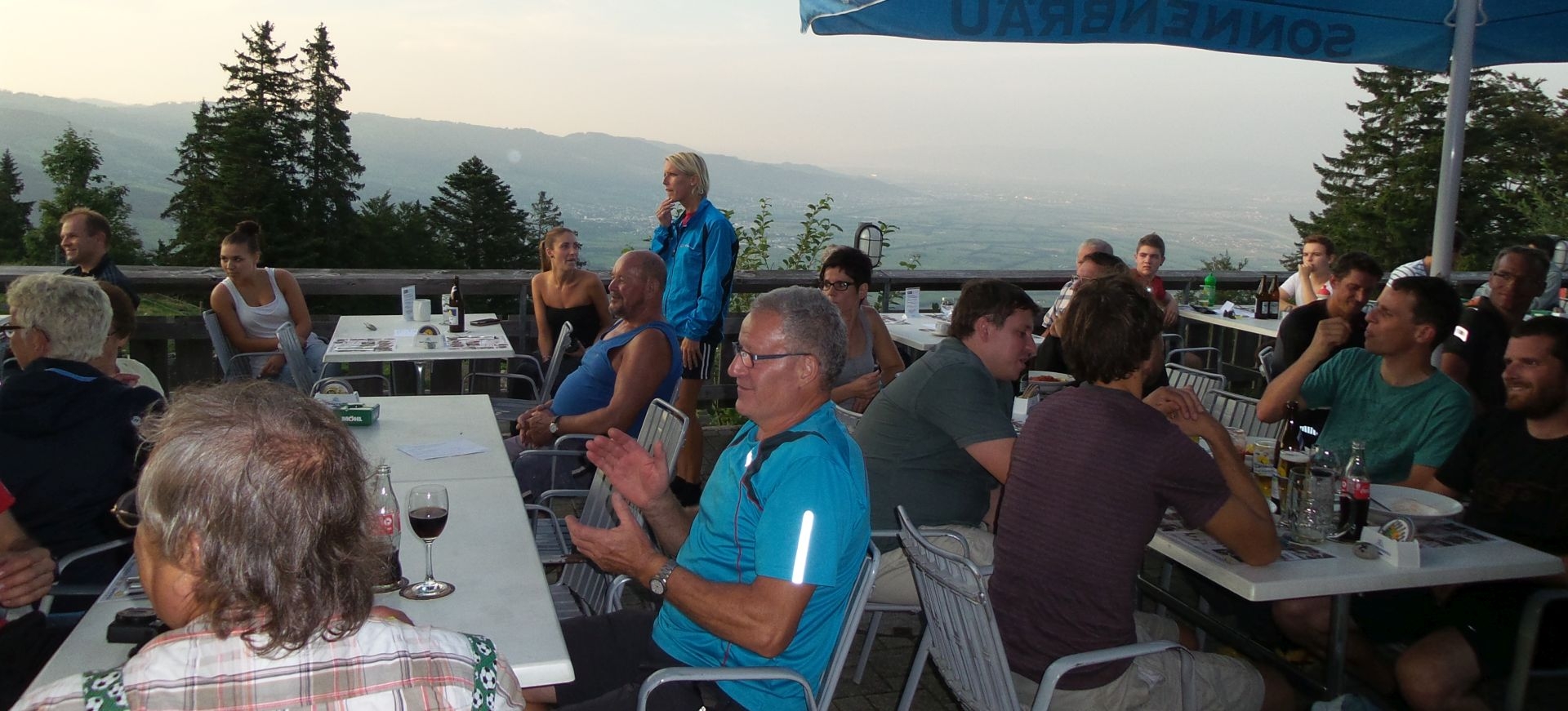 Die Siegerehrungen konnten im Freien durchgeführt werden.