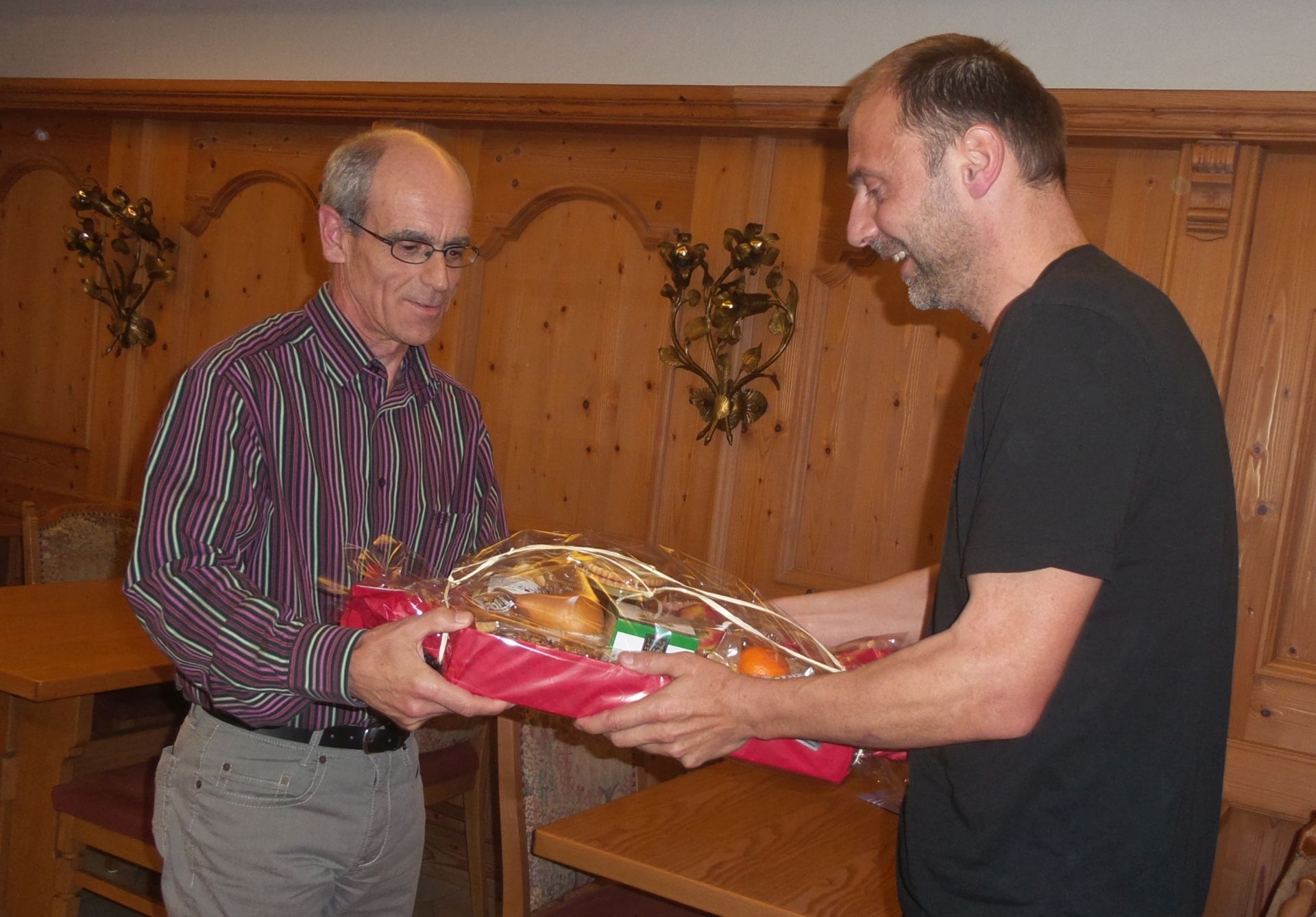 Berni dankt den Gästen