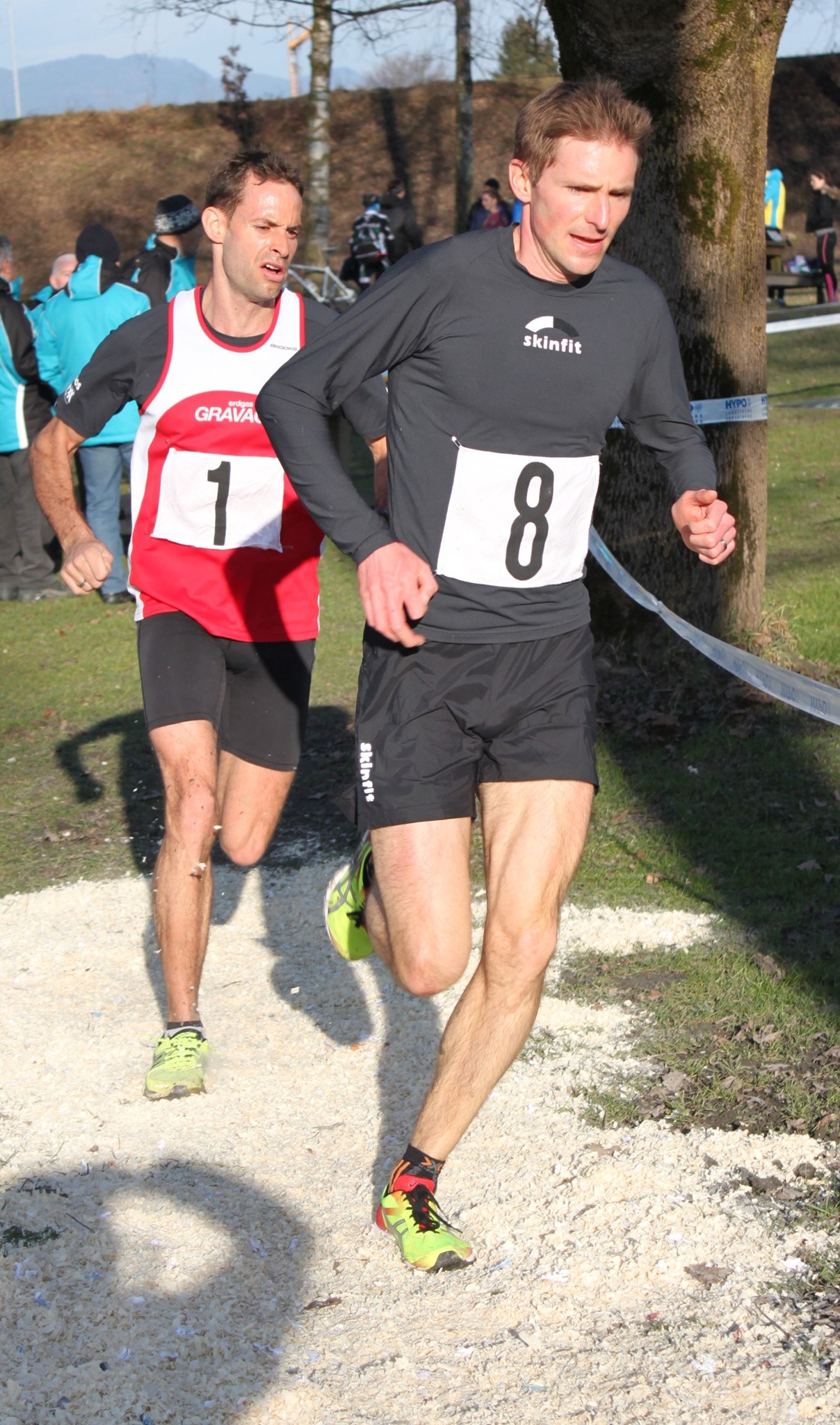 Abwechslung an der Führung während den ersten vier Runden