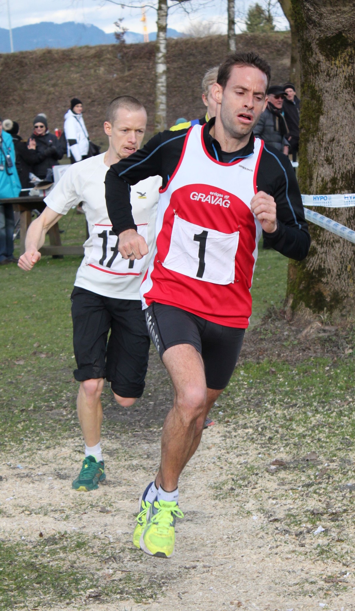 Mathias verfolgt von Thomas Niederegger