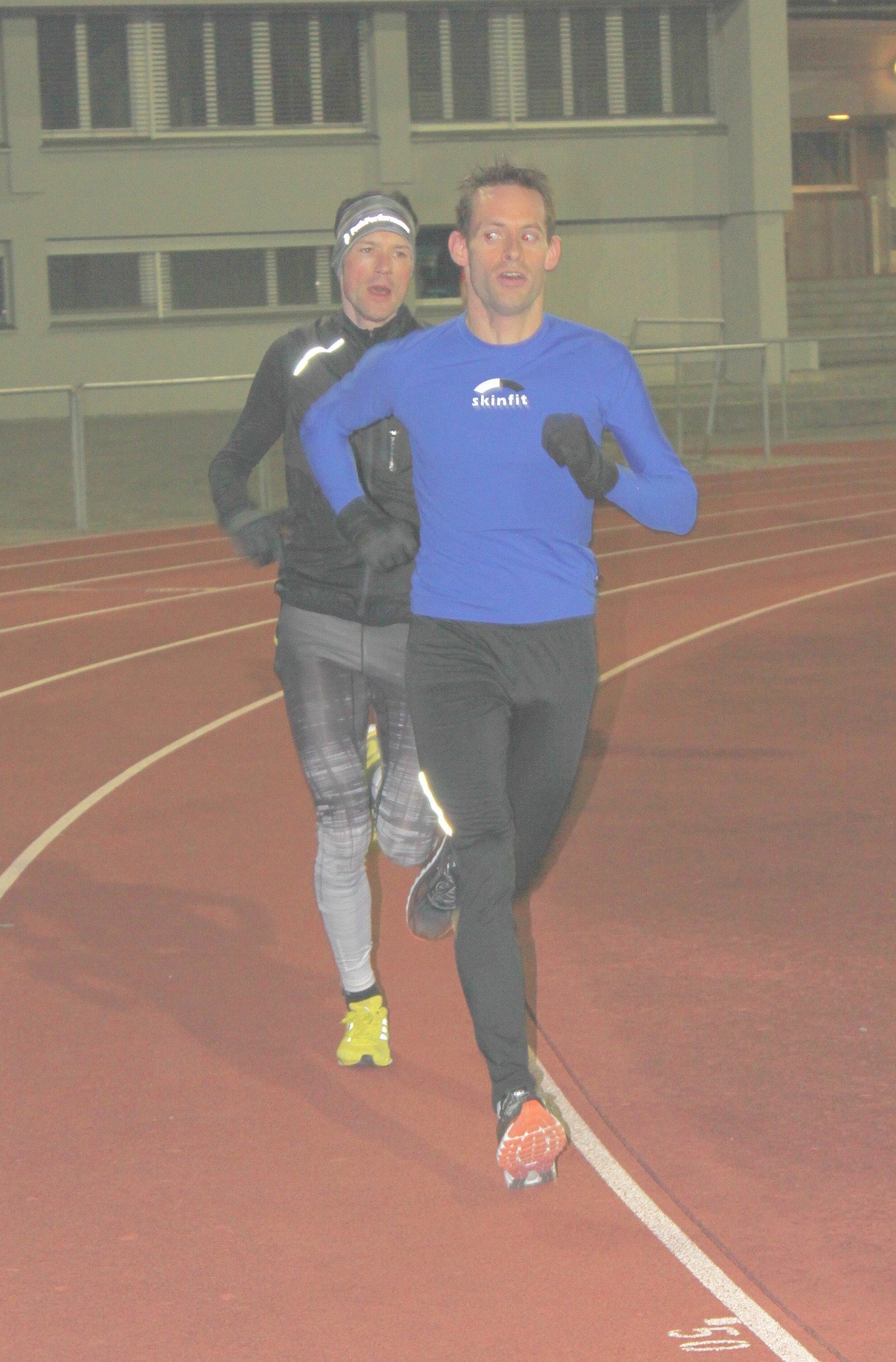 Mathias liegt ständig vor Stefan, erst auf der letzten Runde muss er sich geschlagen geben.