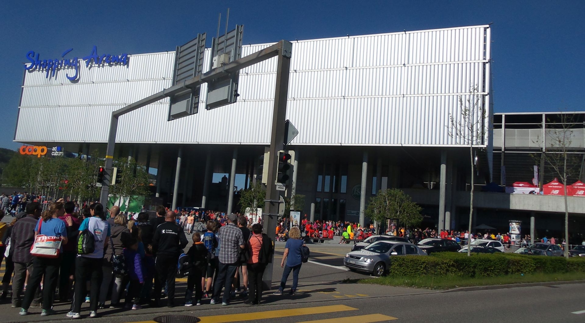 Start und Ziel: AFG Arena