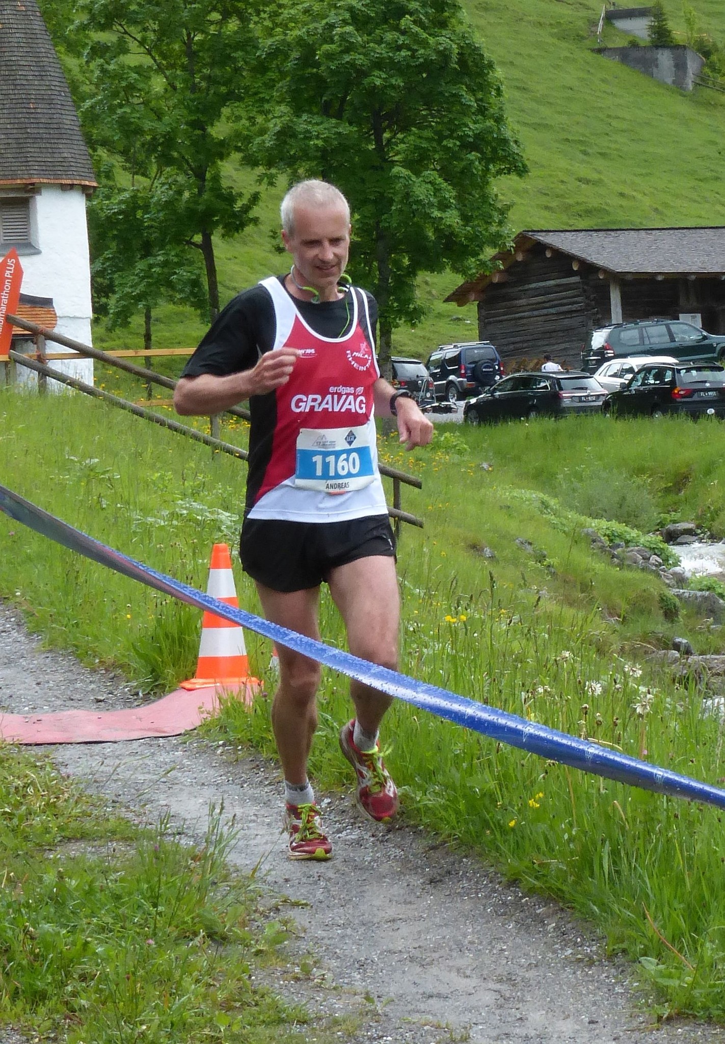 Andreas kurz vor dem Ziel beim Halbmarathon PLUS