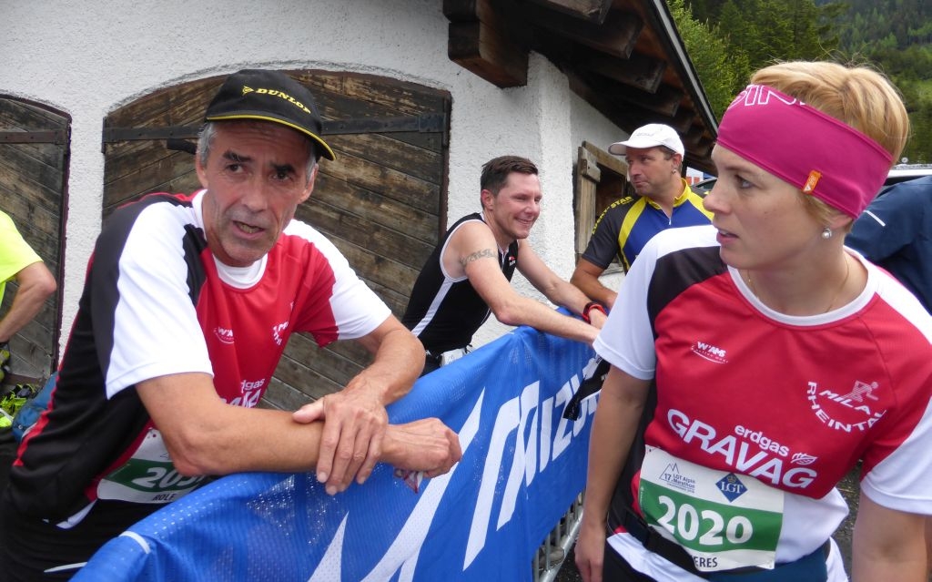 letzte Tipps von Rolf an Therese. Gleich beginnt für sie der Wettkampf