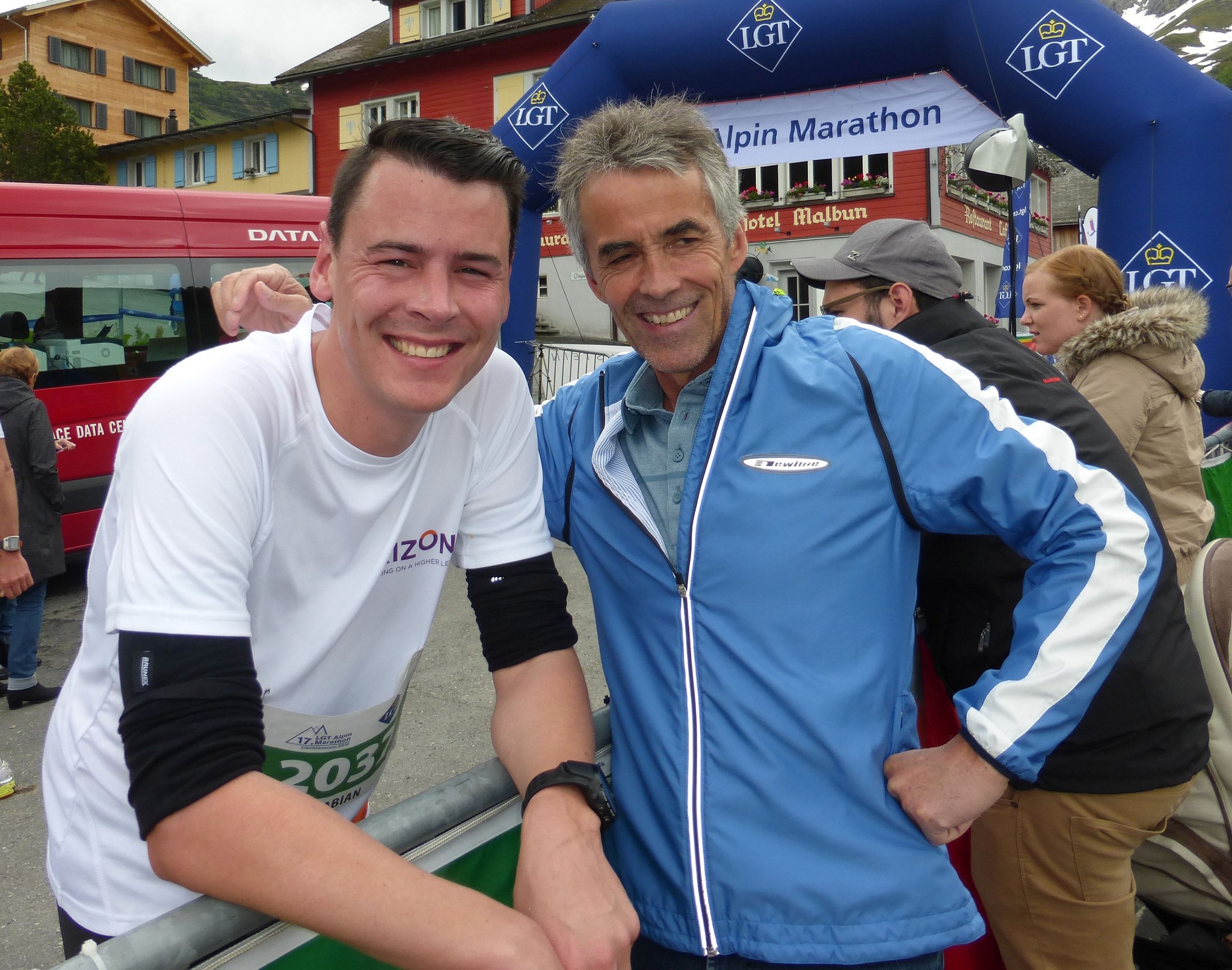 Freude, Stolz und Zufriedenheit für die Zwei-119