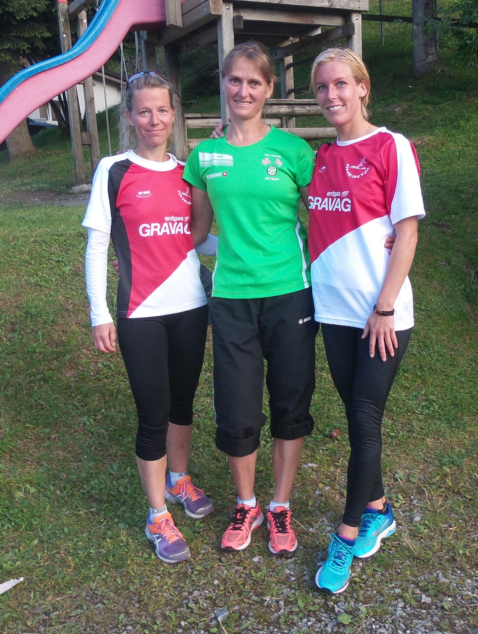 Die drei schnellsten Damen (von links): Denise Lichtgensteiger 3., Iris Bechtiger Siegerin und Melanie Herzog 2.