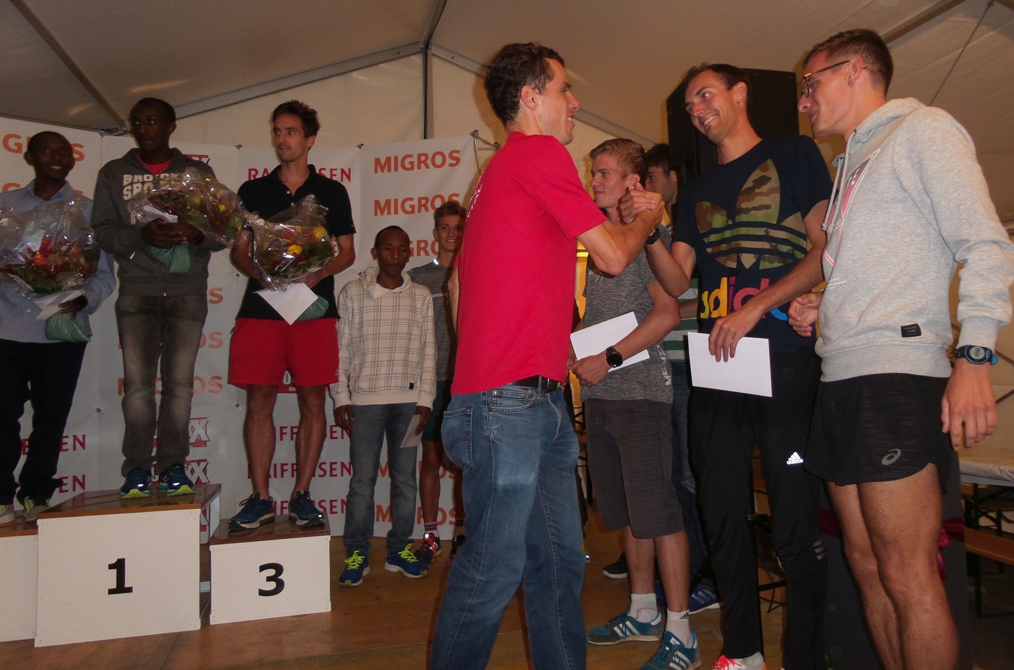 Siegerehrung Hauptklasse Männer mit Isi-32