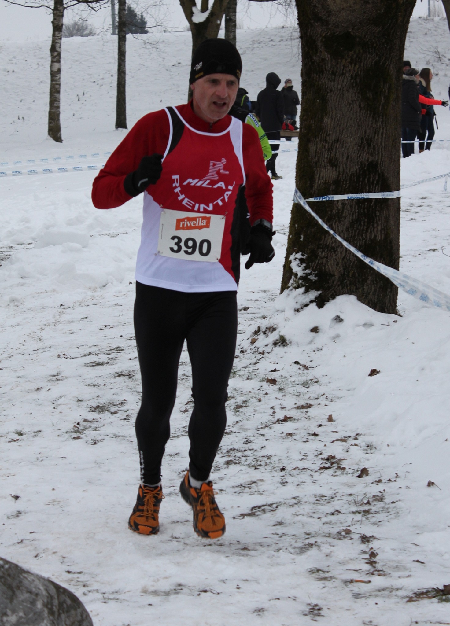 Andreas, etwas stimmt auf diesem Foto nicht!