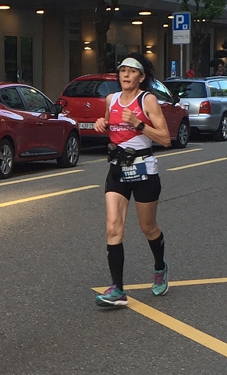 Rina läuft auf Rang zwei in ihrer AK