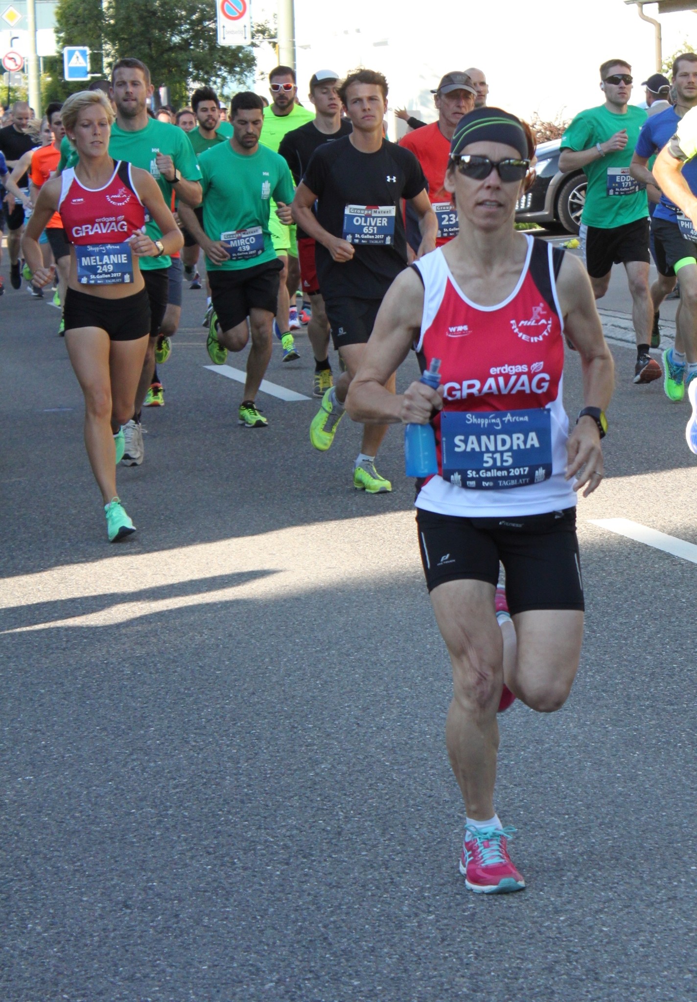 Sandra noch vor Melanie