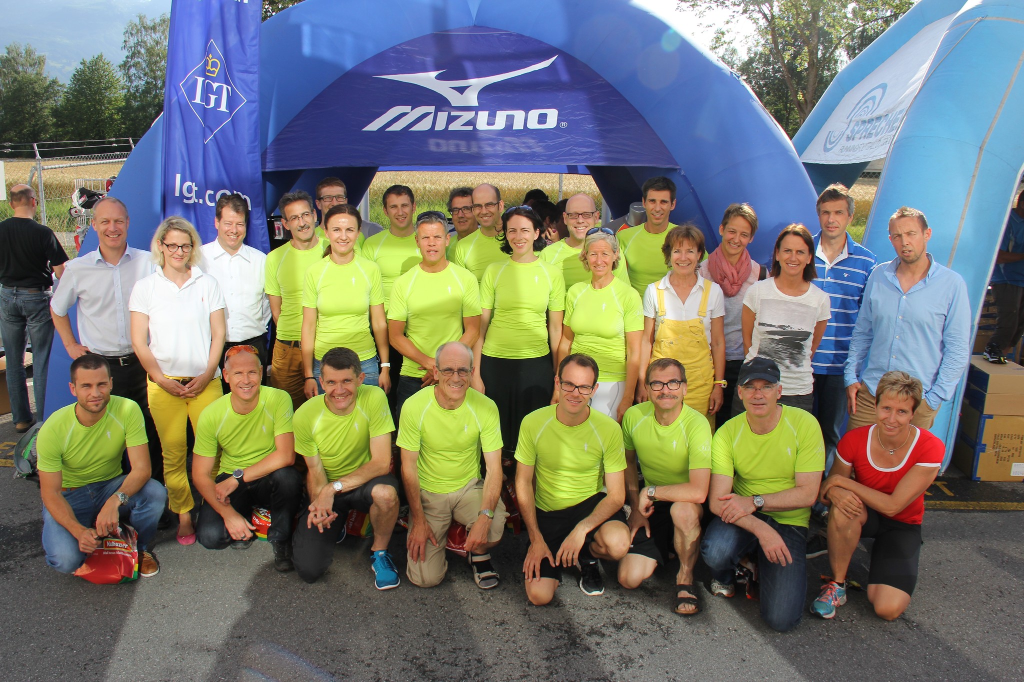 Er hat auch während eines halben Jahres die LGT-Mannschaft im HInblick auf den 15.LGT-Marathon trainiert. Bendern 2014.