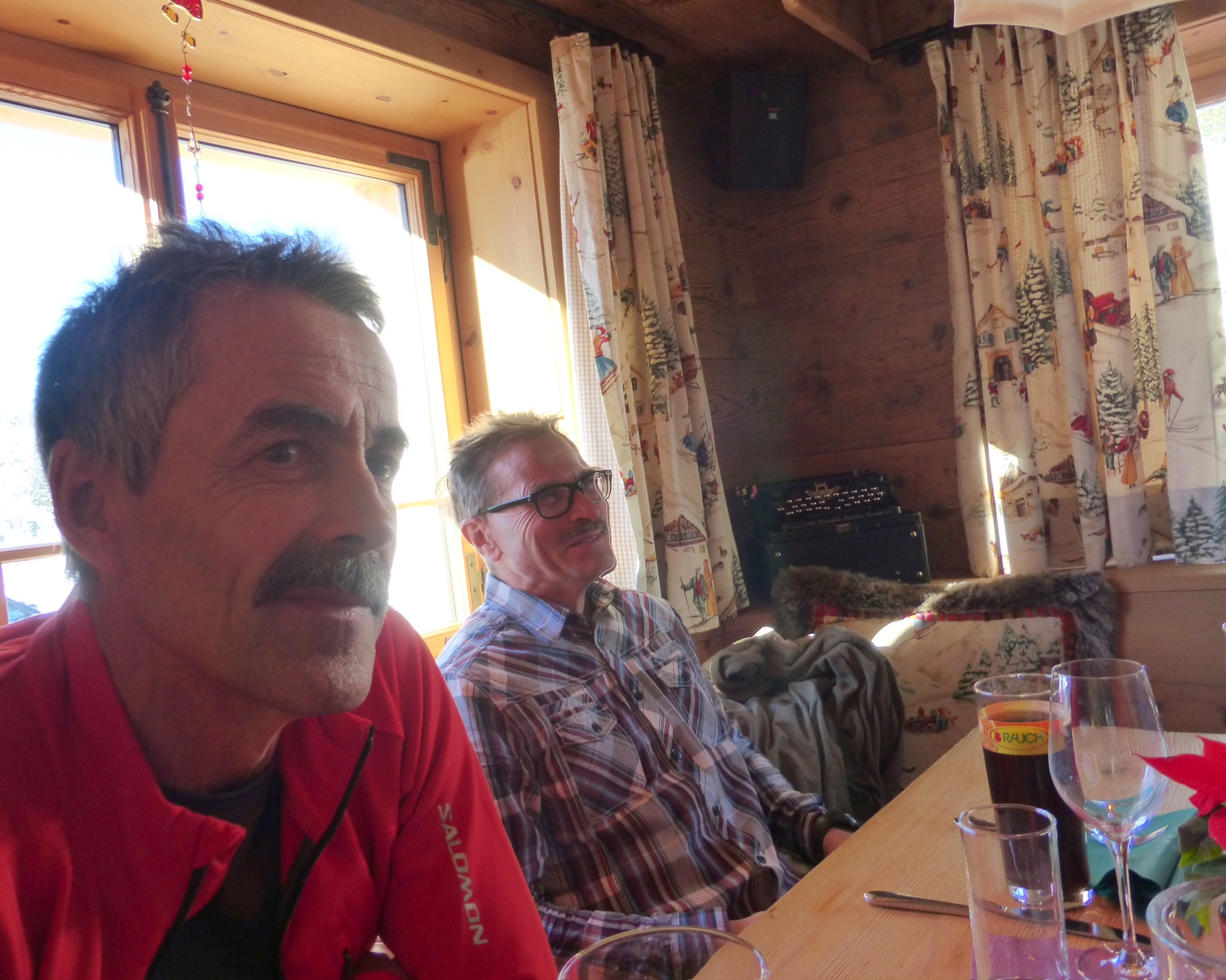 Er liebte die Geselligkeit unter seinen Freunden…