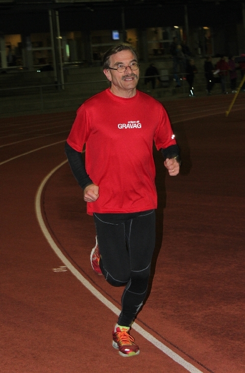 Helfer und Läufer am 5000m MILA Lauf in Balgach.