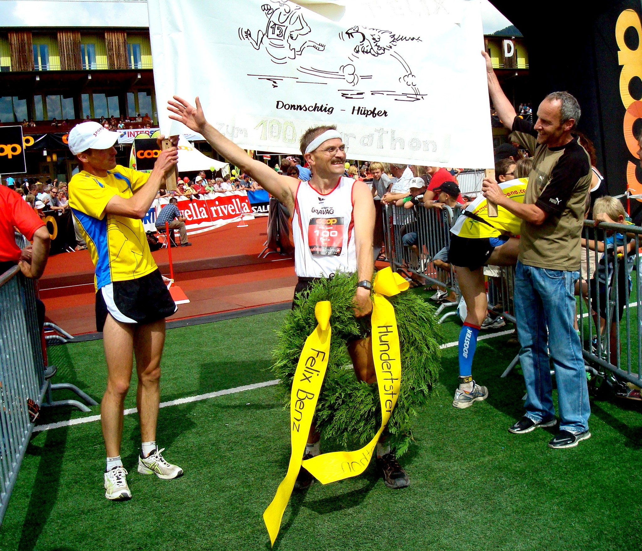 Einer seiner Höhepunkte: sein 100.Marathon am K78 in Davos 2008. Emotionaler Empfang im Ziel