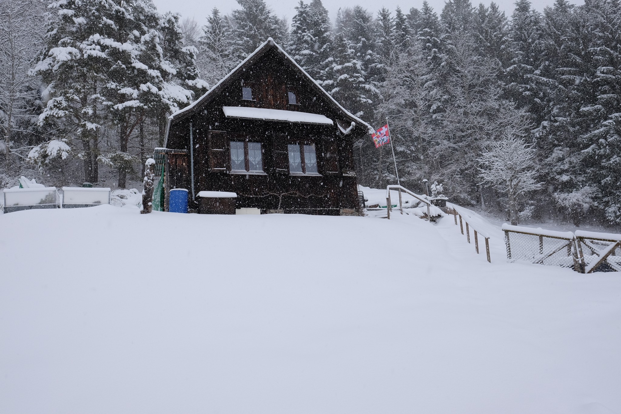 Vorbei an der Chesa Romantica.