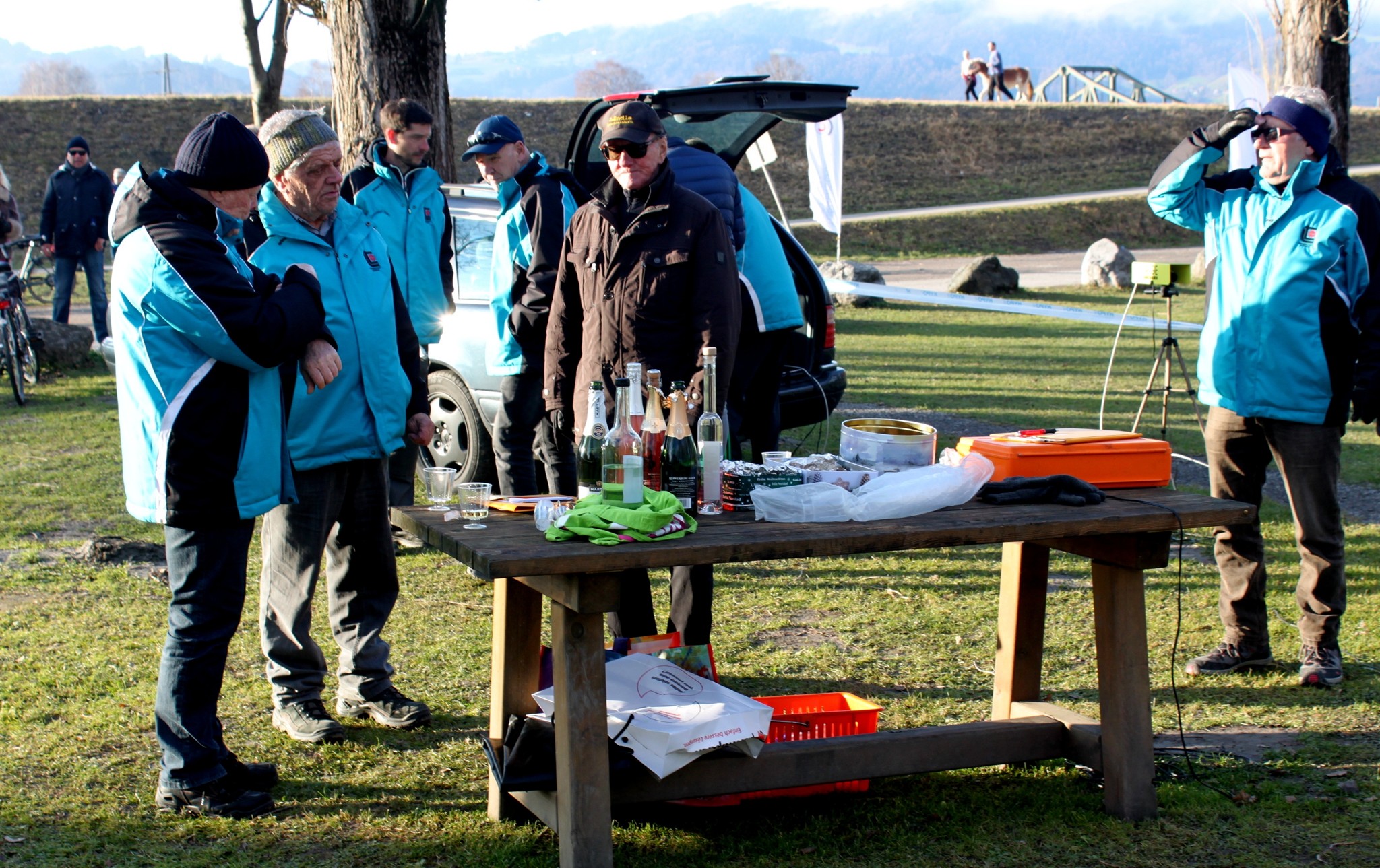 Das Zeitmessteam wird sicher nicht verdursten….