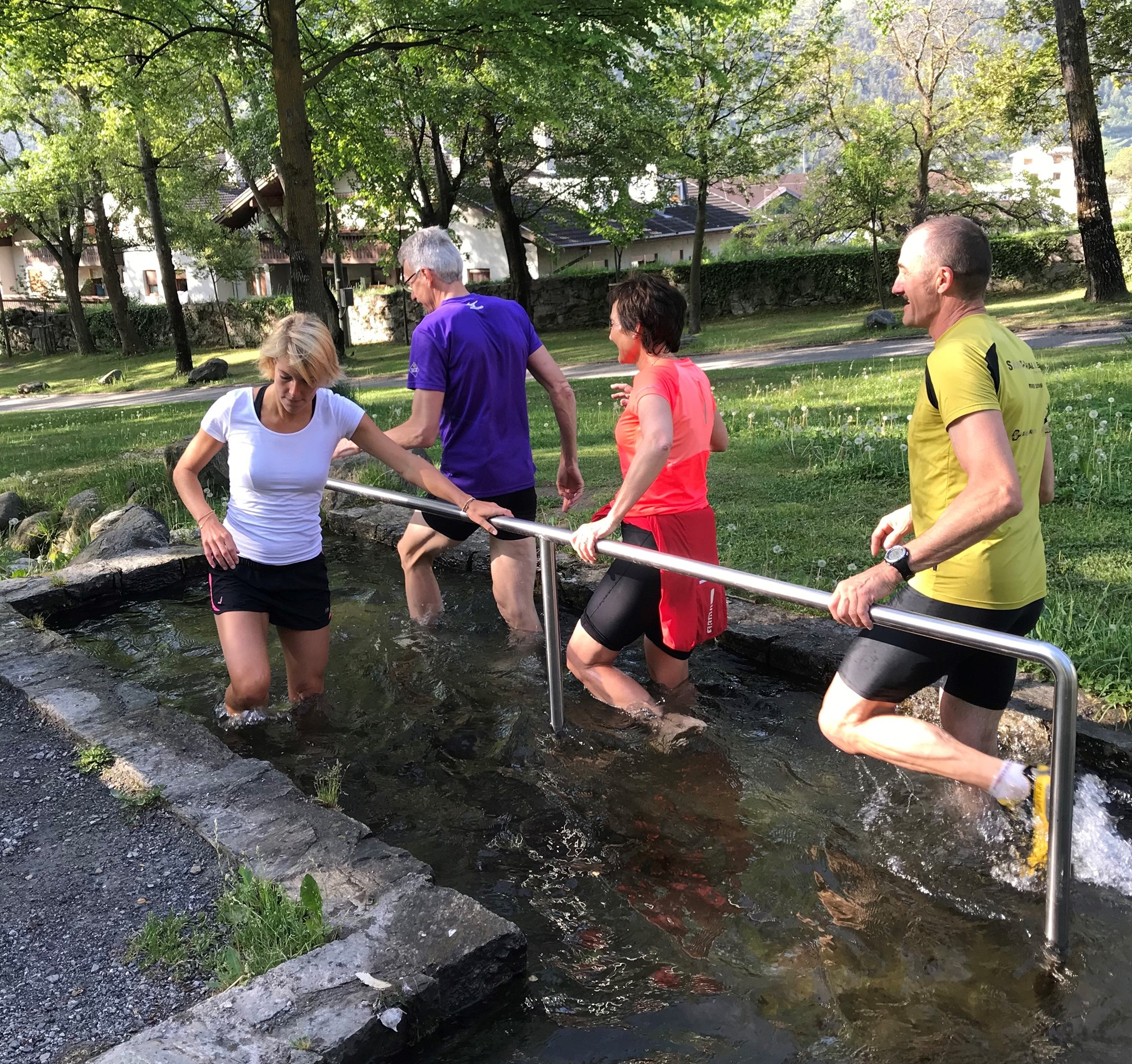 Abkühlung im Kneippbad