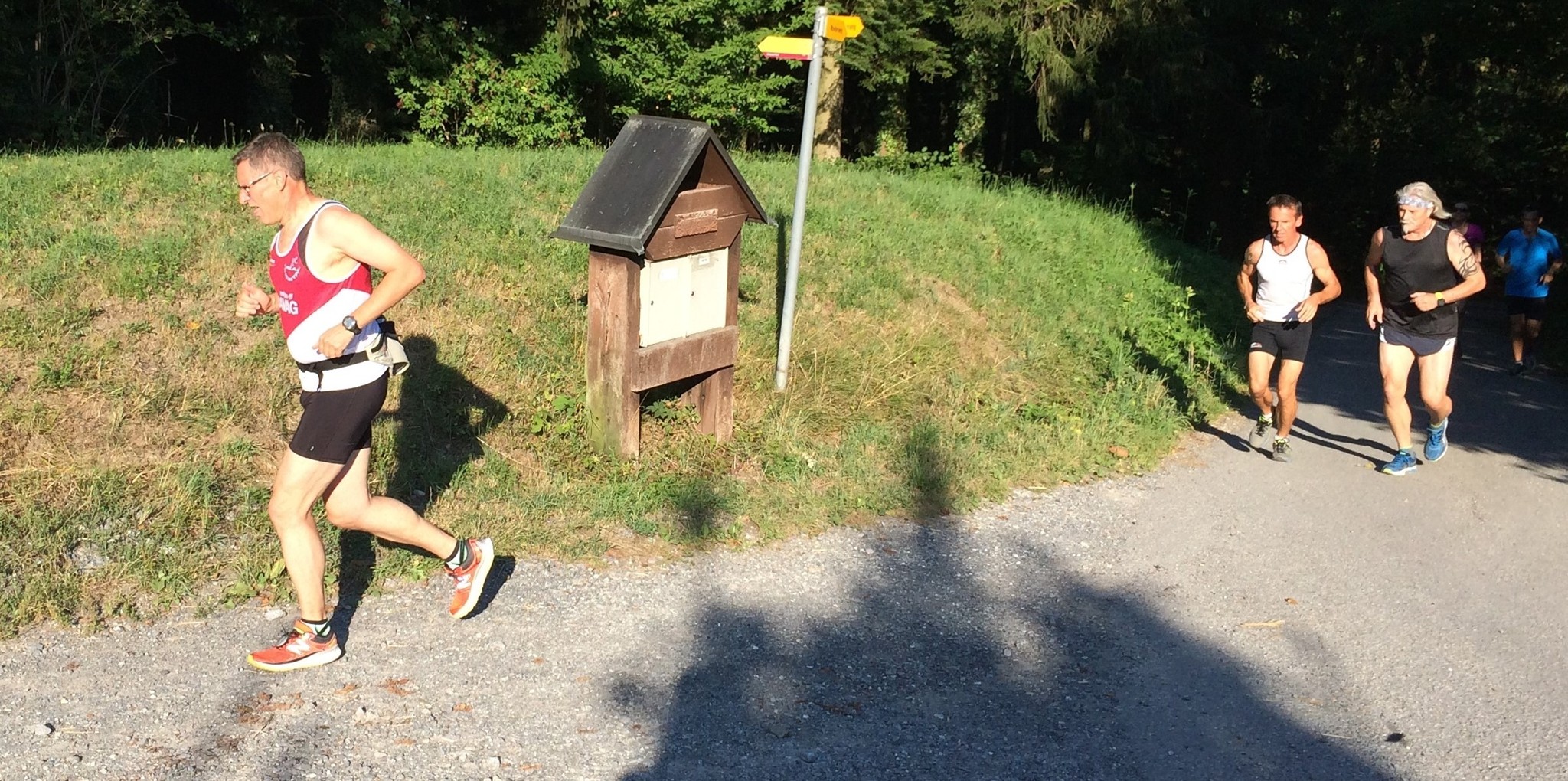 Heinz vor Fredy und Markus