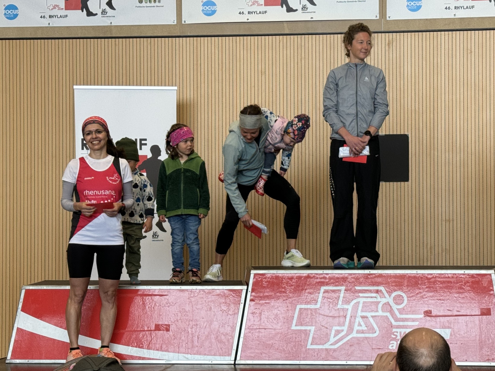 Claudia 5. Rang AK beim 1. 10km Lauf.