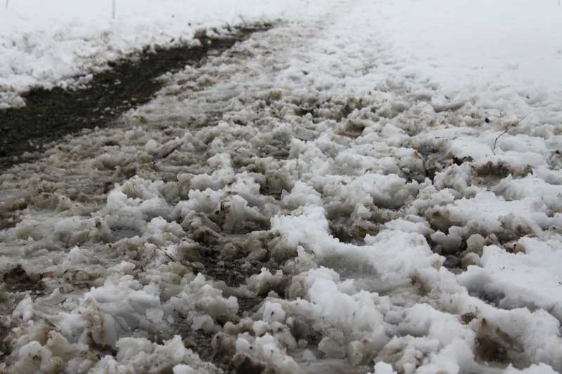 Tiefer Schneematsch auf dreiviertel der Strecke