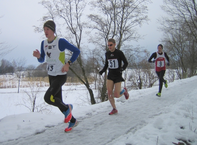 Mayer vor Summer und Mathias