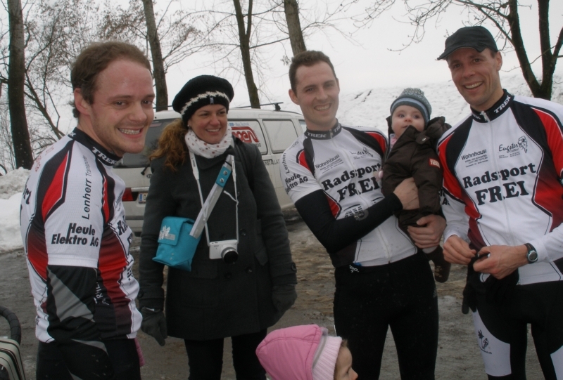 Neue Gesichter in der Crosslaufszene: Die Velogruppe Lehmann-Rohner-Fürer und Fans