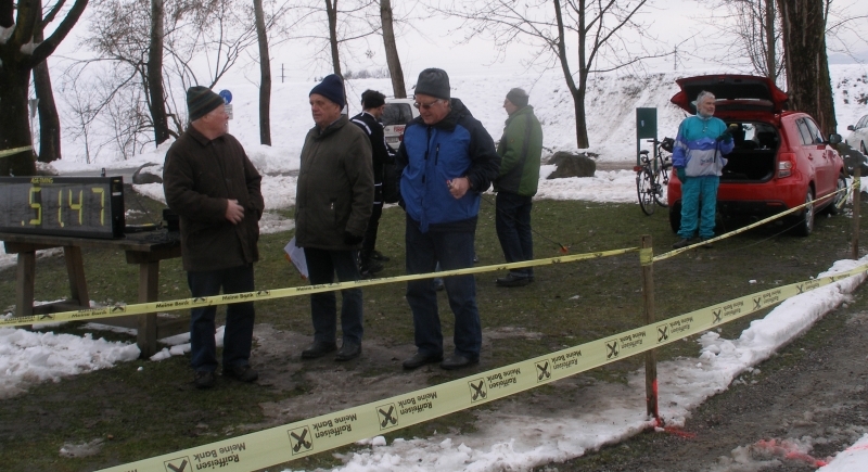 Die Zeitnehmequipe. Auf Wiedersehen Anfangs Dezember 2013