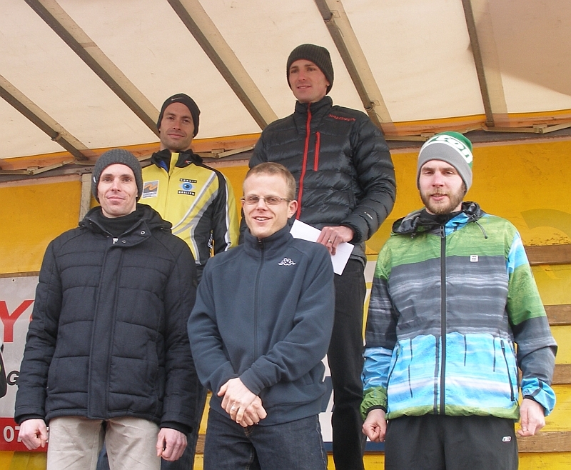 Siegerehrung Elite Männer mit Tagessieger Christoph Schefer und Mathias Nüesch als Zweiter