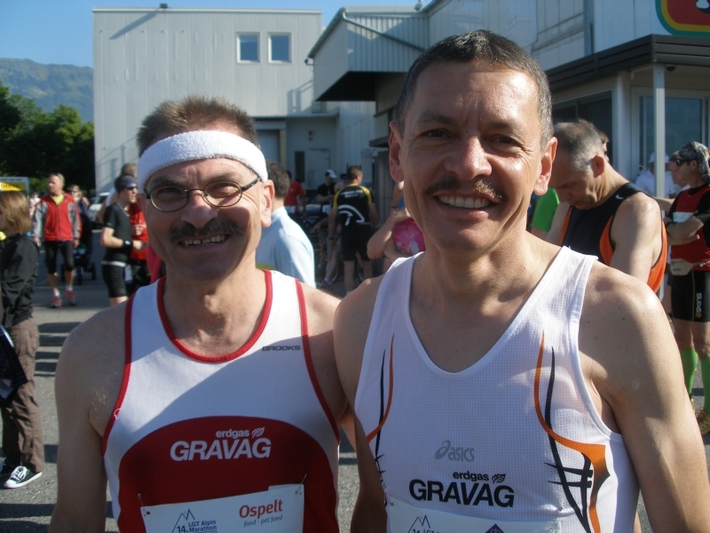 Vor dem Marathon-Start: Felix und Roland