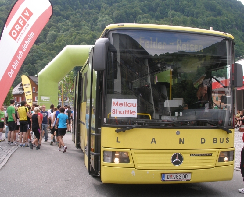 Mit dem Shuttelbus gehts an den Start nach Mellau