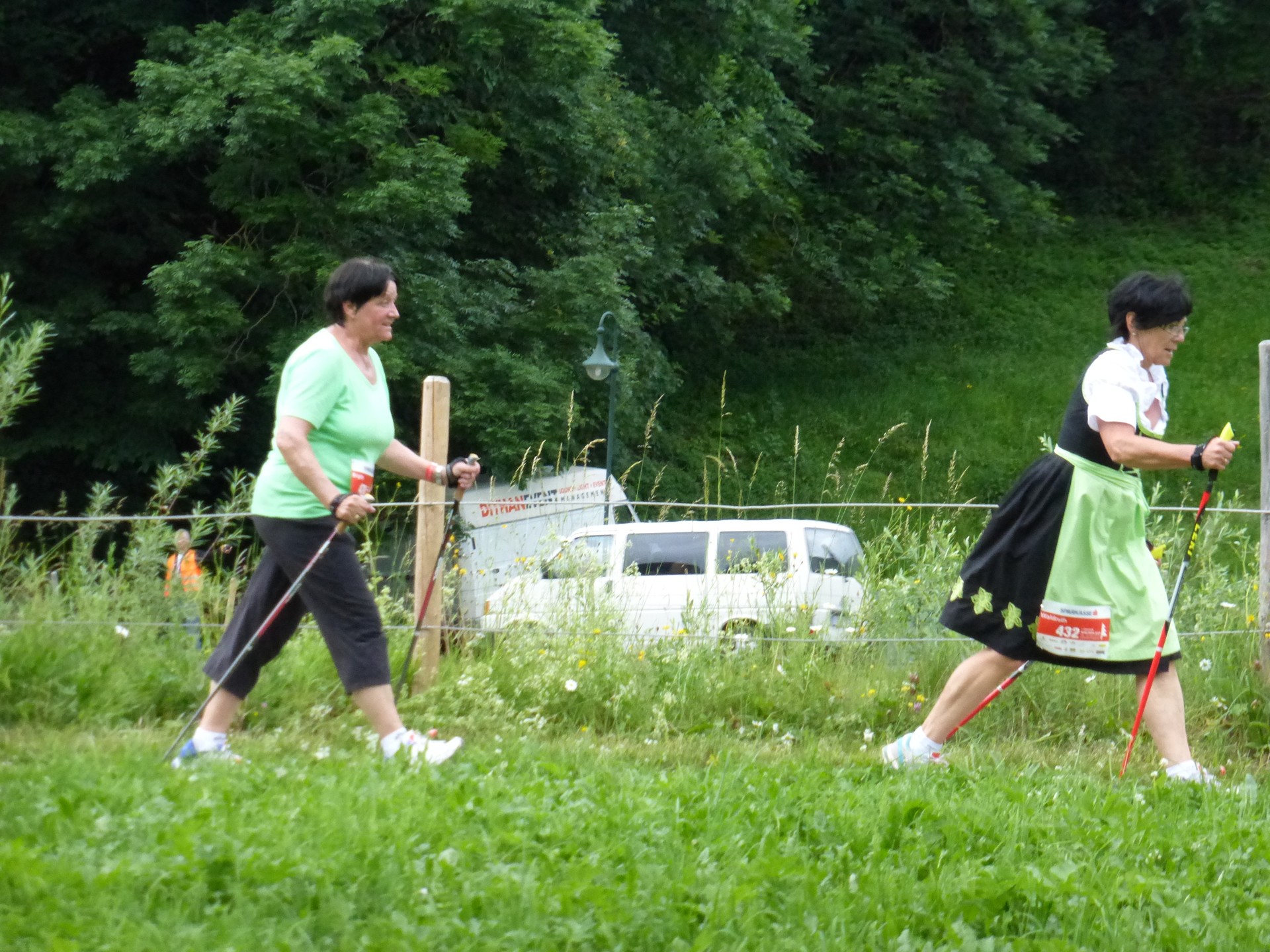 Tempomacherin Waldi bringt Rosi und Brigitte unter 2 Std.