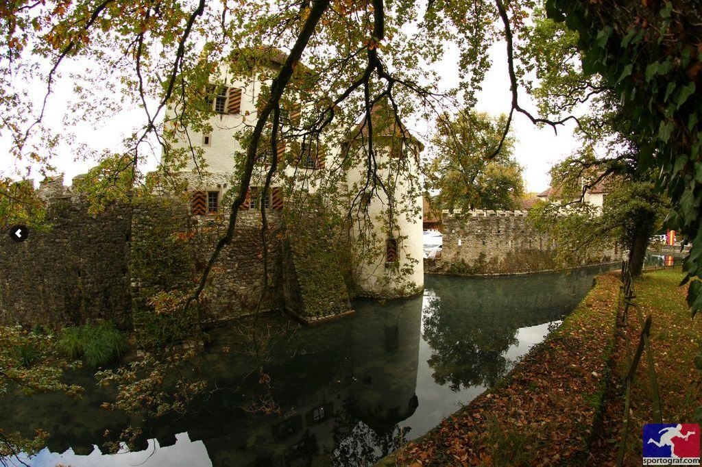 das idyllische Schloss Hallwil