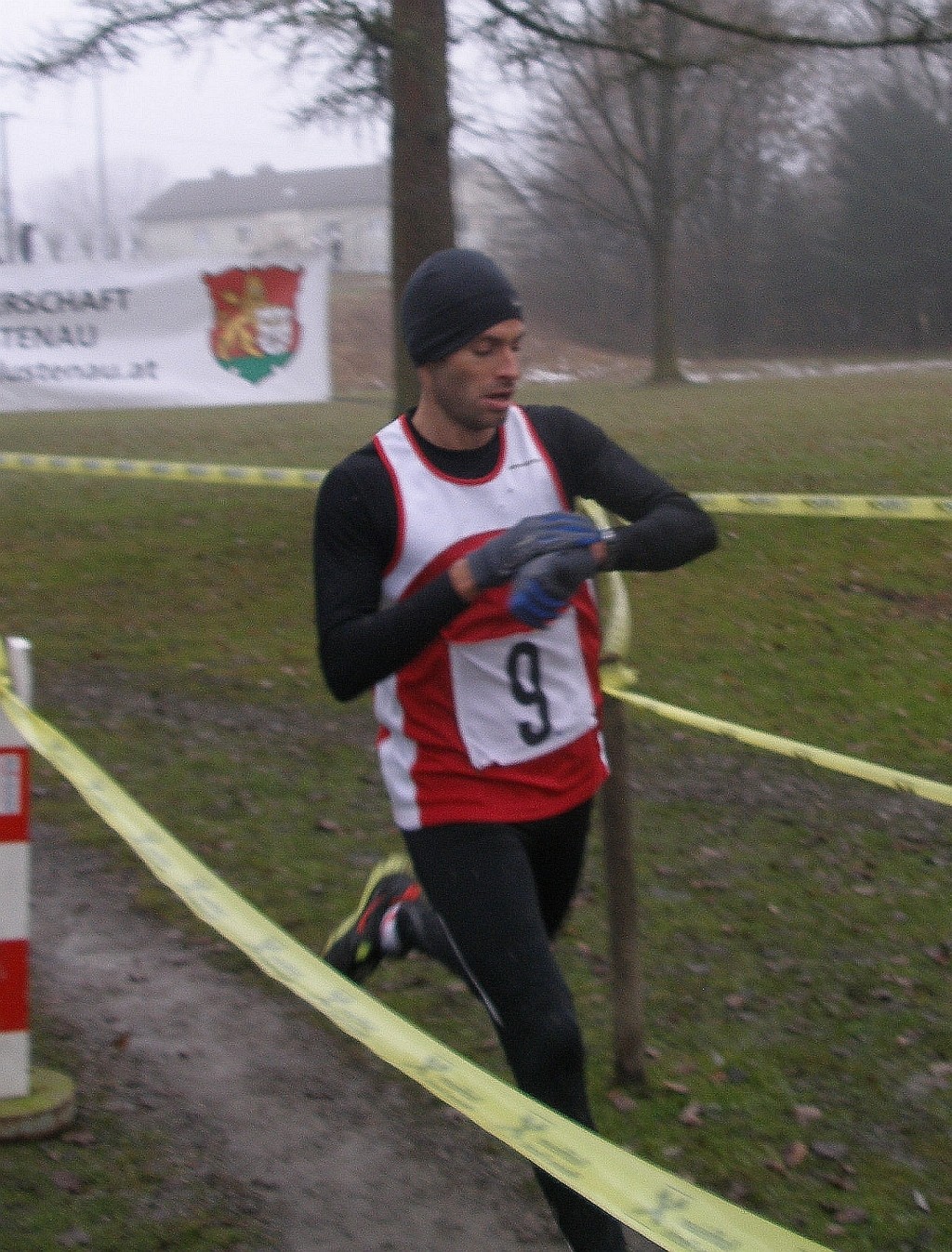 Mathias im Ziel: Zeitkontrolle