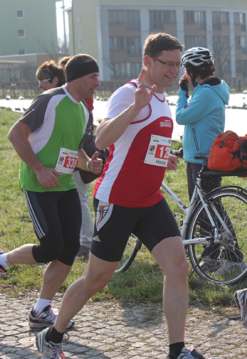 Heinz grüsst die Zuschauer